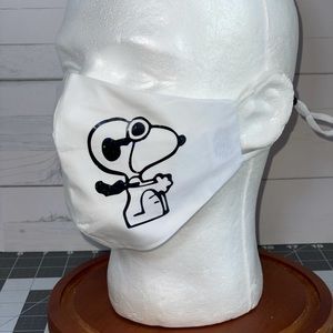Snoopy face mask